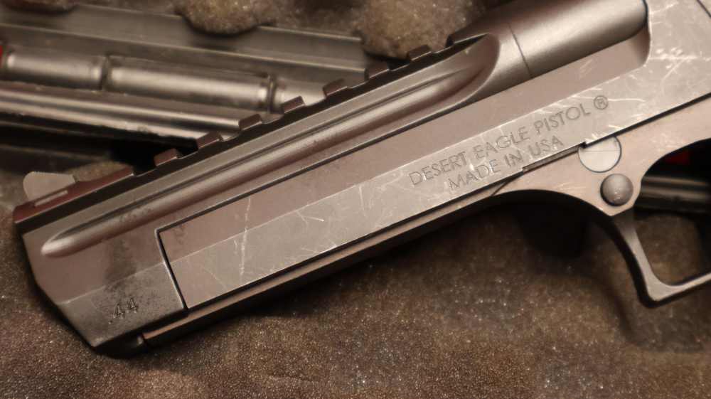 Magnum Research Desert Eagle Pistol 44 Magnum W/ box -img-8