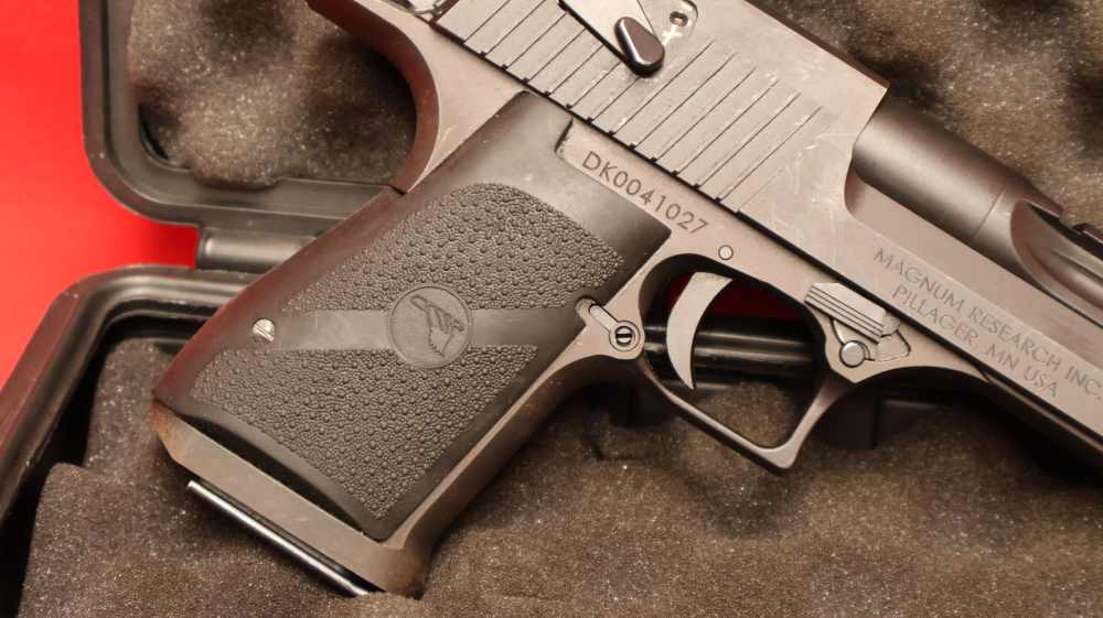 Magnum Research Desert Eagle Pistol 44 Magnum W/ box -img-1