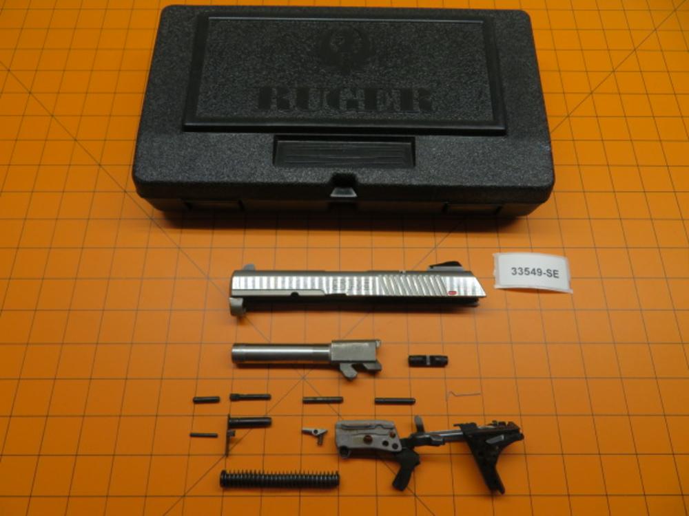 Ruger SR9 w/Hard Case 9mm Repair Parts #33549-SE-img-0