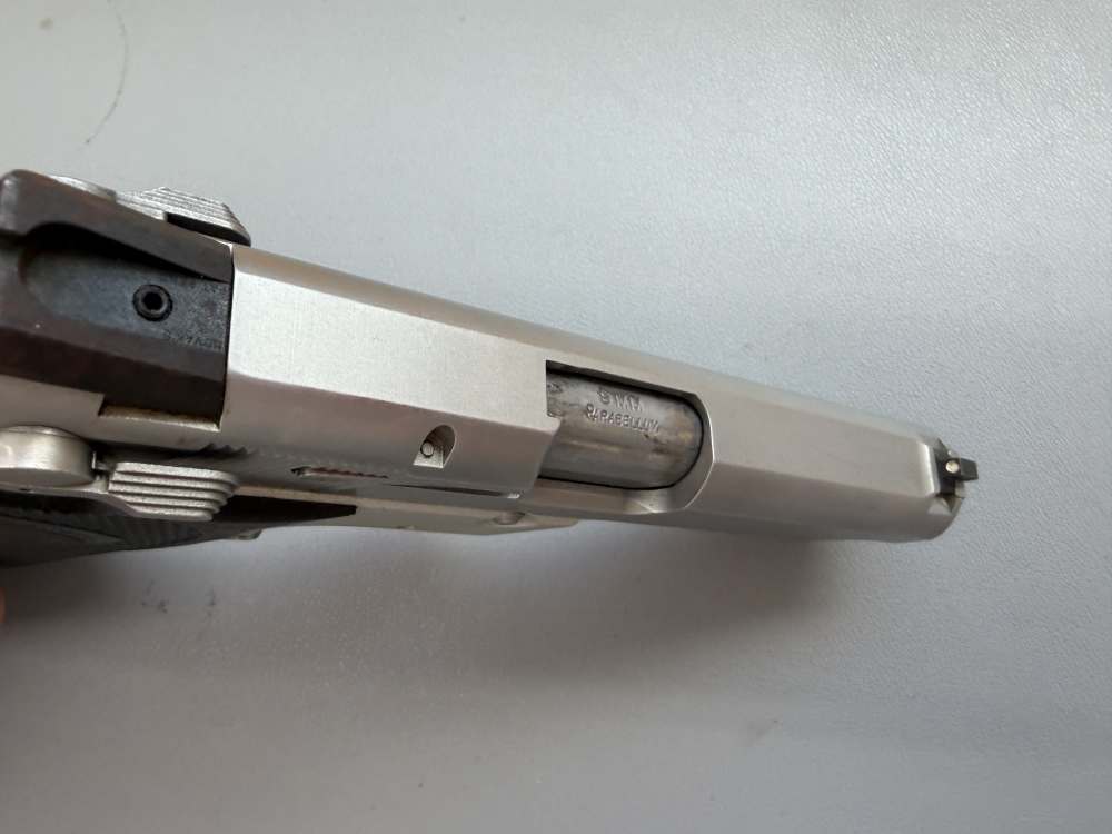 Used Smith & Wesson Model 5903 Semi-Auto Pistol in 9mm -img-17