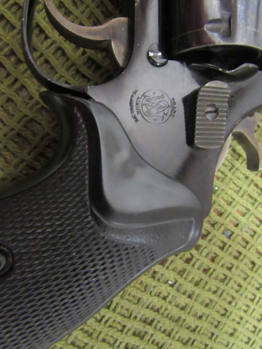Smith & Wesson S&W Model 37 Airweight .38 Spl 2" DA/SA Revolver 1961-img-8