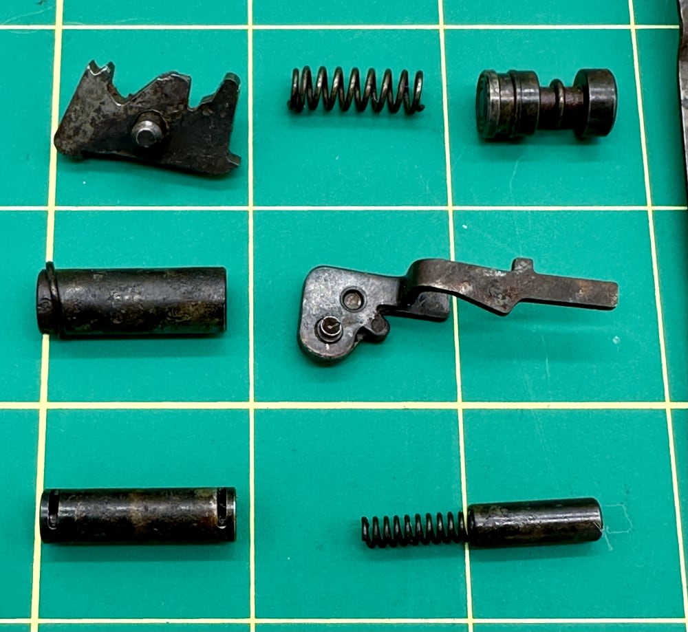 Remington 870 12 Gauge Parts -img-1
