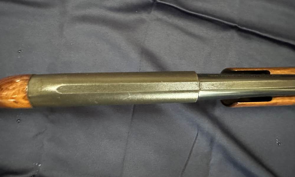 1969 Ithaca Model 37 Featherlight 12-gauge pump action shotgun-img-12