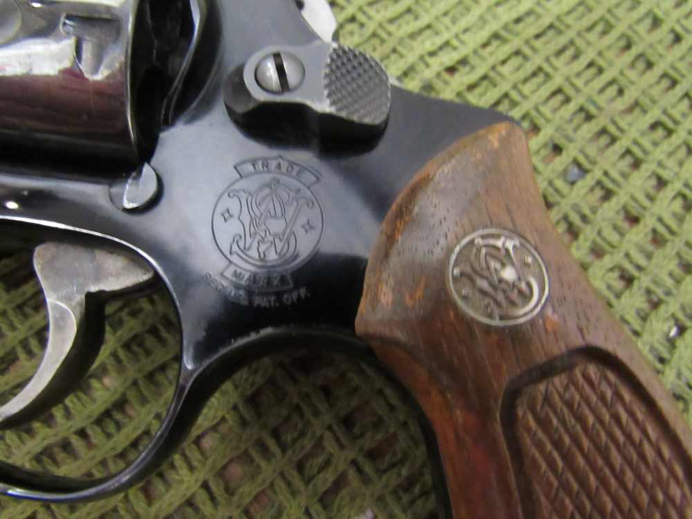 Smith & Wesson S&W Model 37 Airweight .38 Spl 2" DA/SA Revolver, 1989 Bobed-img-5
