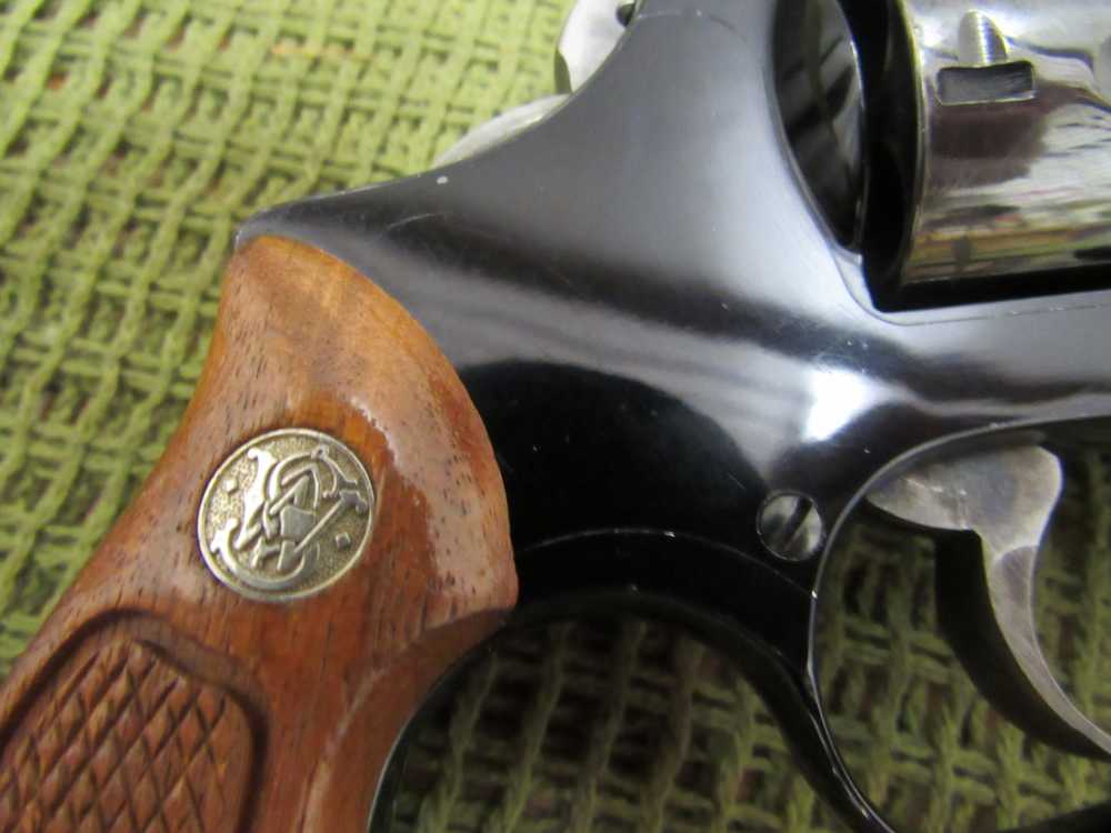 Smith & Wesson S&W Model 37 Airweight .38 Spl 2" DA/SA Revolver, 1989 Bobed-img-11