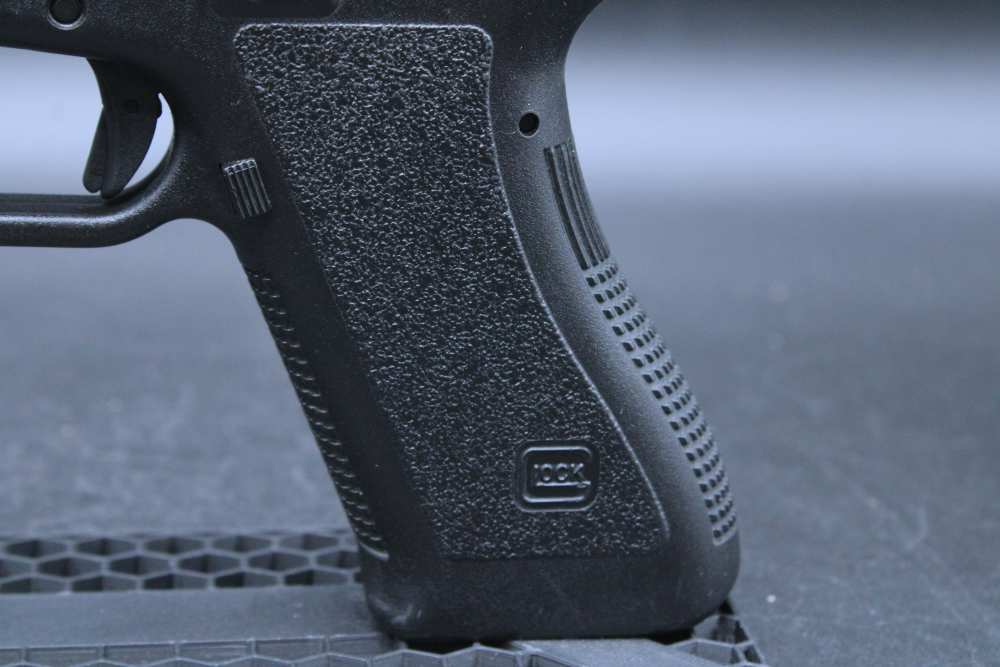 Glock G22 Gen 2 .40 S&W-img-11