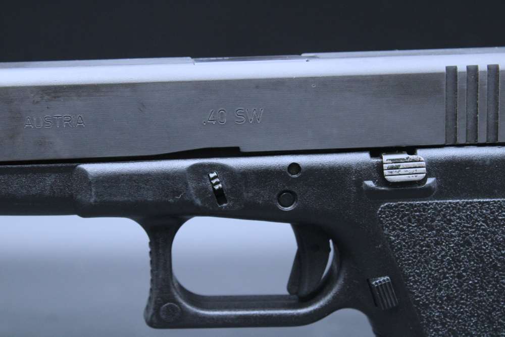 Glock G22 Gen 2 .40 S&W-img-13