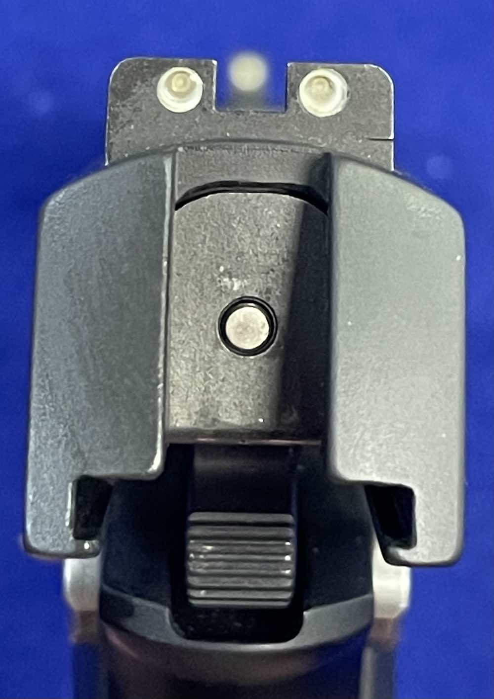 SIG Sauer P938 9mm Micro-Compact Pistol – with Case & 3 Magazines-img-6