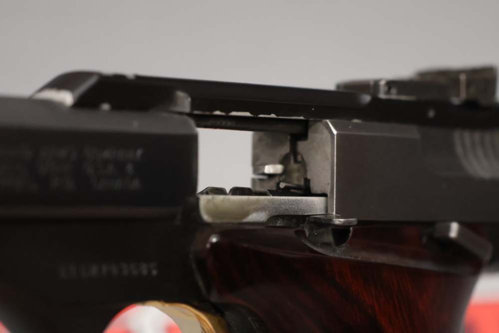 Browning Buck Mark Pistol .22LR 5.75" w/ Case - 10rds - -img-22