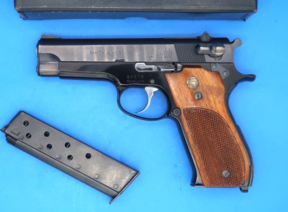 Smith & Wesson Model 39 No Dash 9mm Late 1960's C&R-img-2
