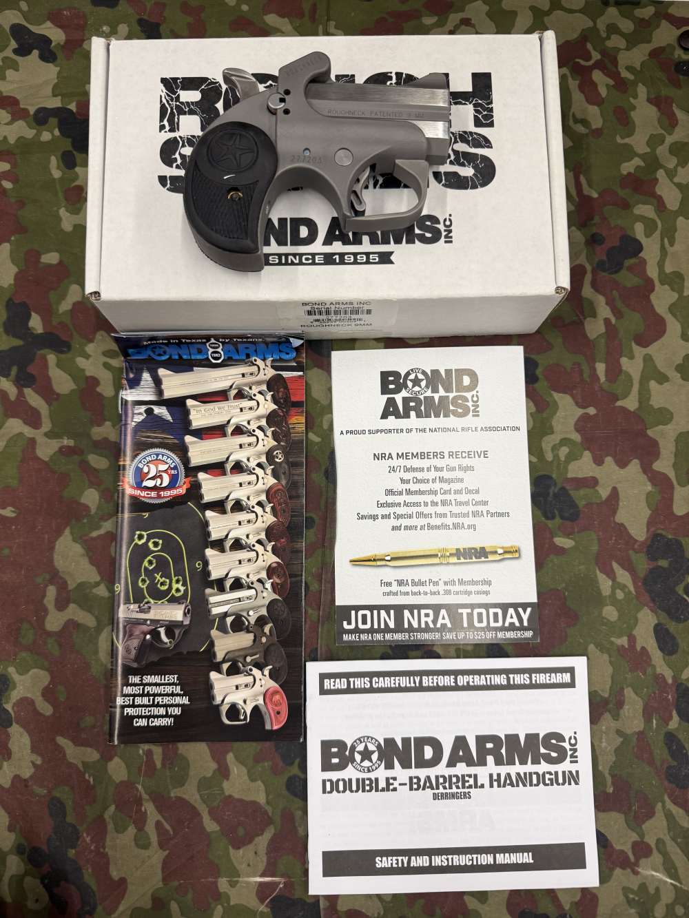 Bond Arms 9mm Roughneck Derringer 2 Shot Hide-a-Pistol w/Box, etc Looks New-img-0