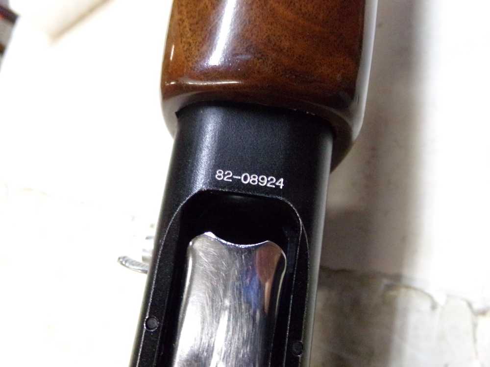Used Weatherby Eighty-Two Shotgun in 12ga with 22" smooth-bore rifle barrel-img-12