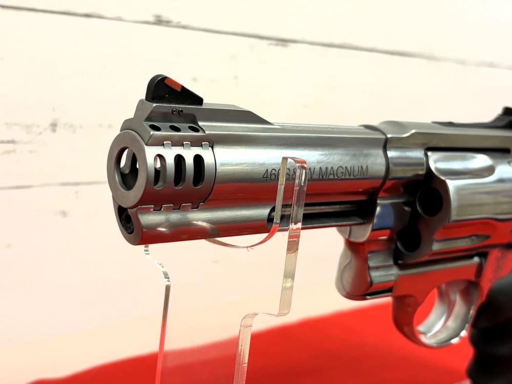 Factory New Smith & Wesson Model 460XVR 5" Revolver No Reserve!-img-6