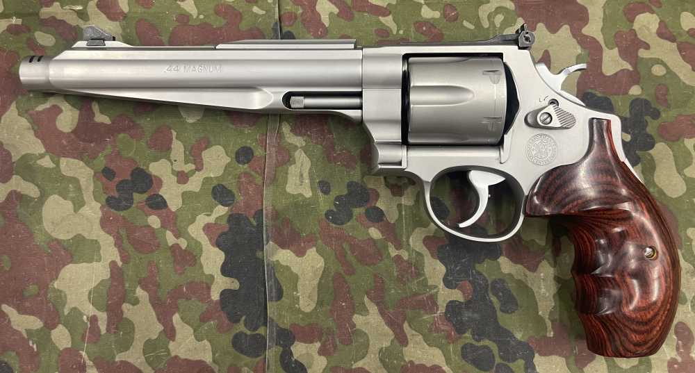 Smith & Wesson 629-6 Performance Center Compensated Hunter 44 Magnum, xtras-img-21