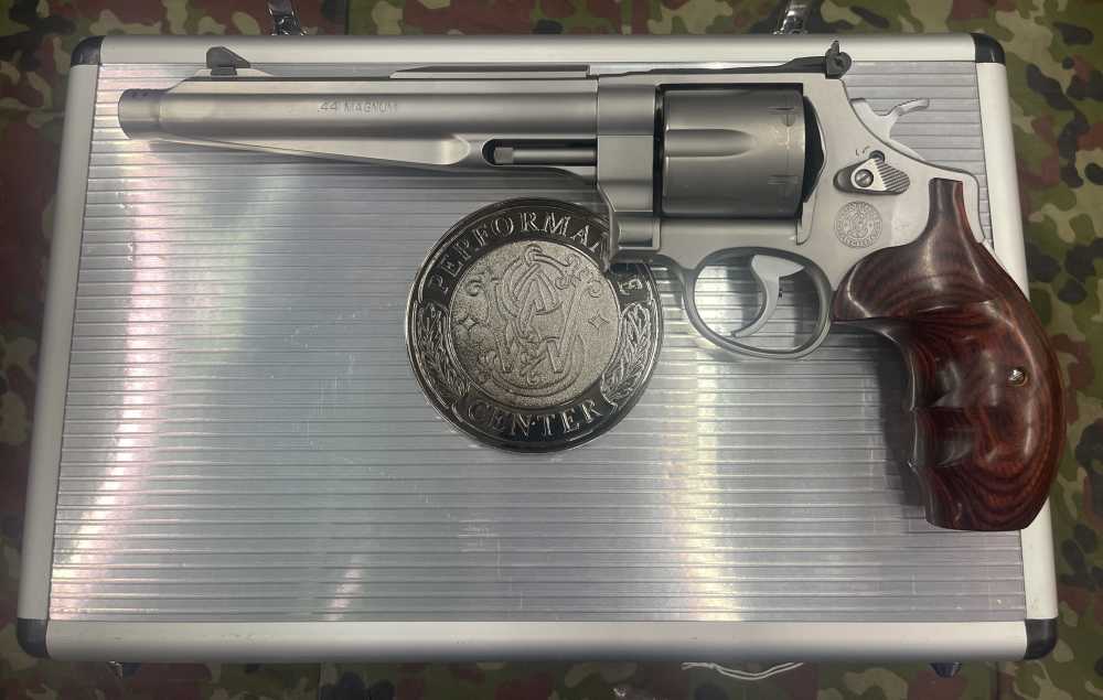 Smith & Wesson 629-6 Performance Center Compensated Hunter 44 Magnum, xtras-img-0