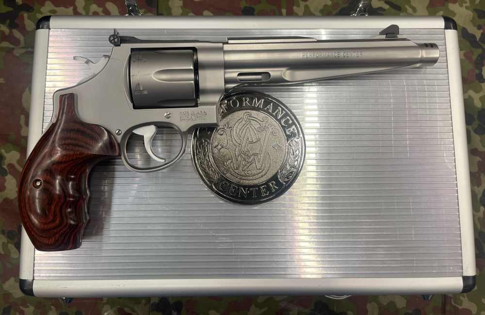 Smith & Wesson 629-6 Performance Center Compensated Hunter 44 Magnum, xtras-img-1