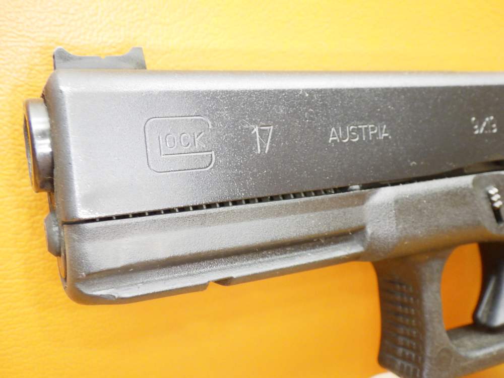 Glock G17 Gen 3 9mm 4.49"Bbl w/CAA Micro Conv Kit - Folding Brace-img-15
