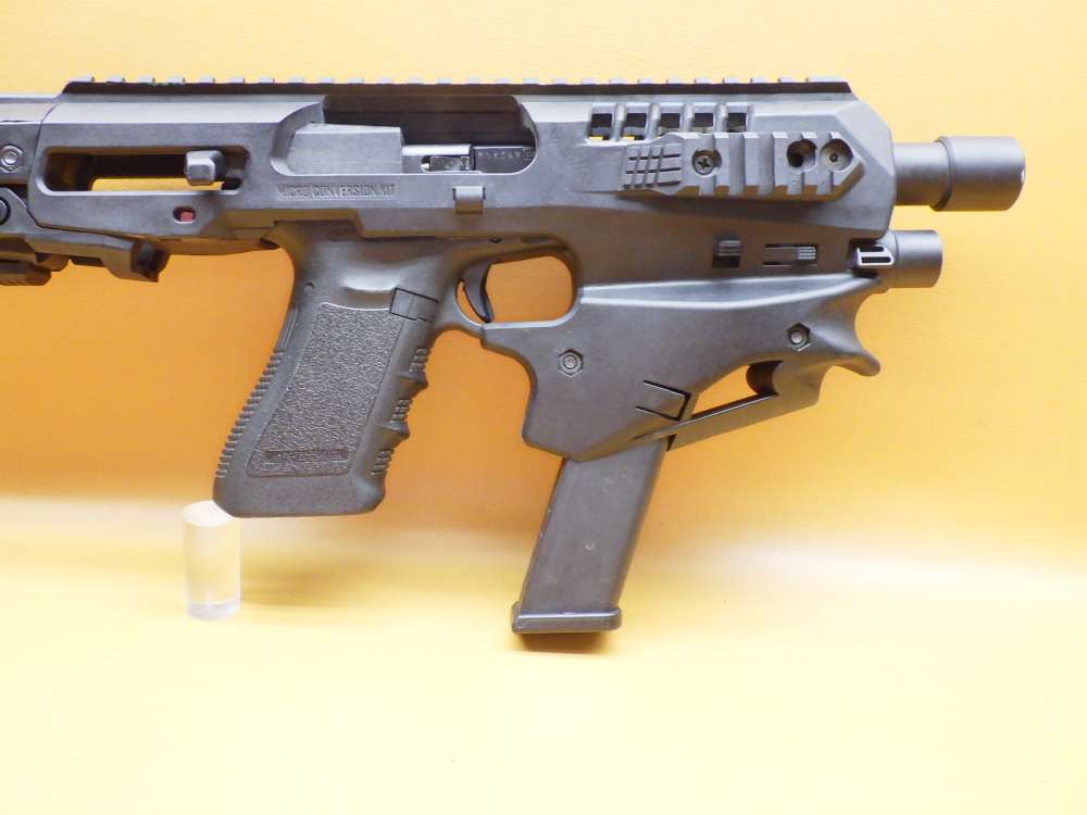 Glock G17 Gen 3 9mm 4.49"Bbl w/CAA Micro Conv Kit - Folding Brace-img-28