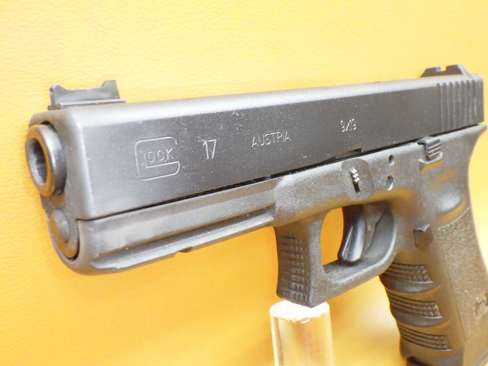 Glock G17 Gen 3 9mm 4.49"Bbl w/CAA Micro Conv Kit - Folding Brace-img-13