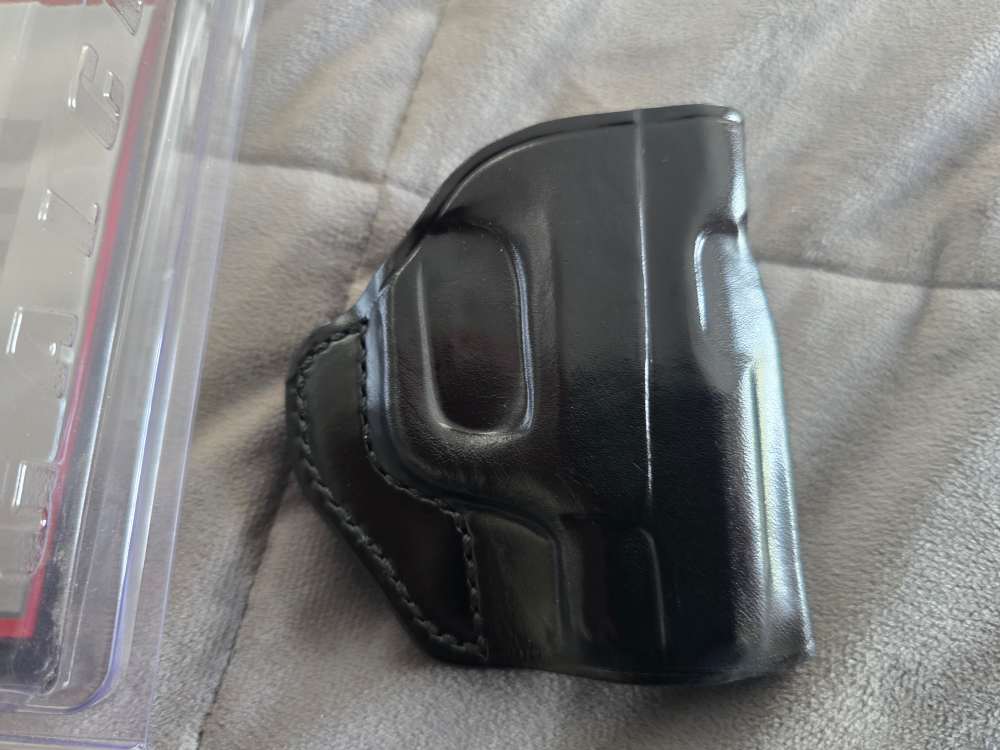 Ruger LCP 2 Galco Stinger Holster-img-3