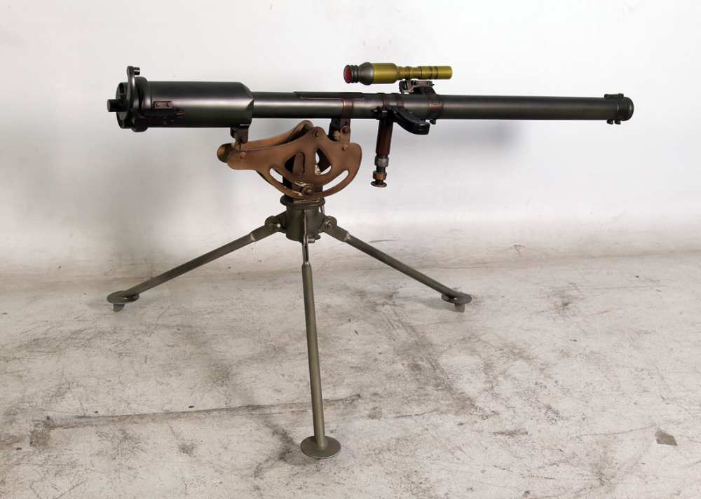 M18 recoilless rifel resin replica non firing  with tripod-img-11