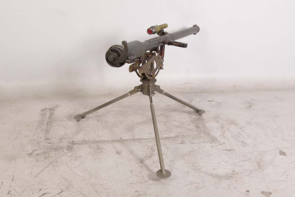 M18 recoilless rifel resin replica non firing  with tripod-img-10