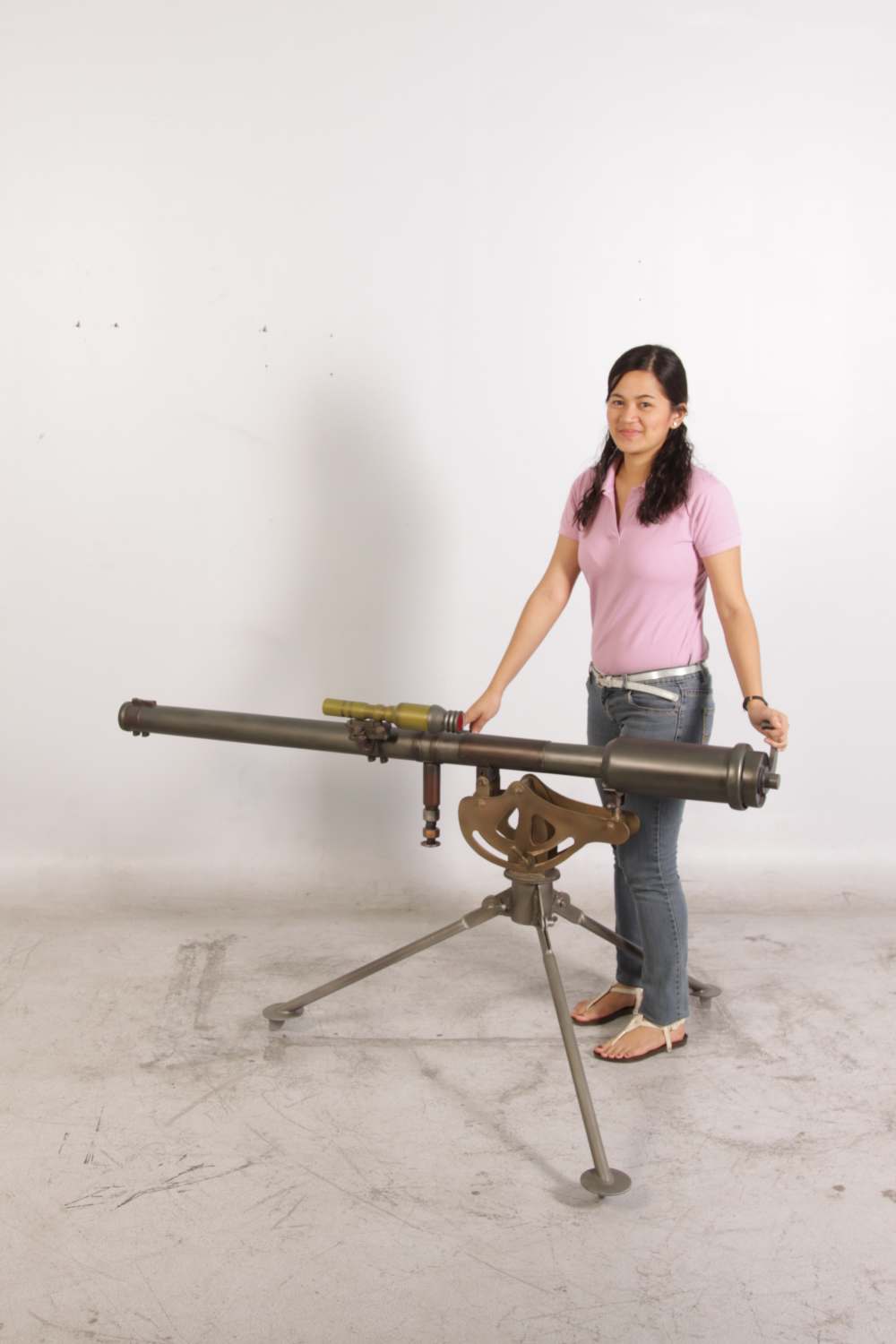 M18 recoilless rifel resin replica non firing  with tripod-img-2