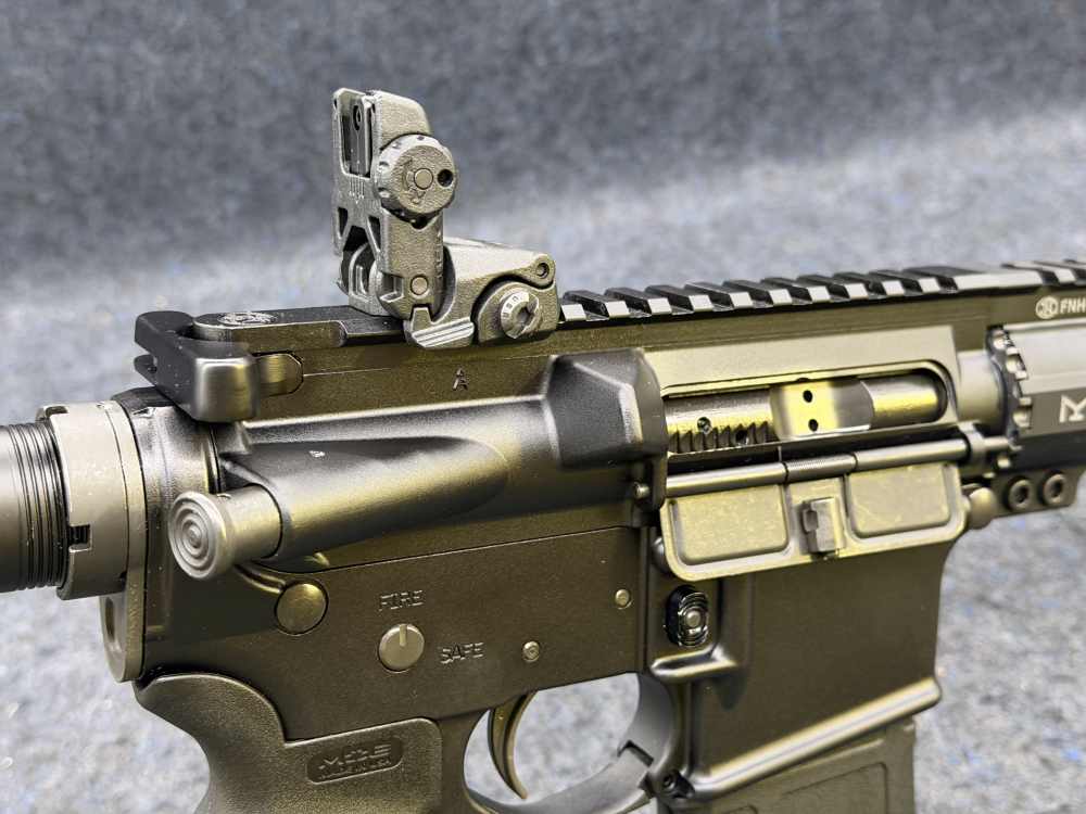 FN MODEL FN-15 TACTICAL SEMI-AUTO RIFLE 5.56 W/2 MAGS & MANUAL-img-8
