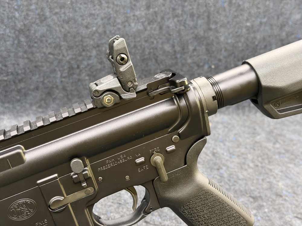 FN MODEL FN-15 TACTICAL SEMI-AUTO RIFLE 5.56 W/2 MAGS & MANUAL-img-18