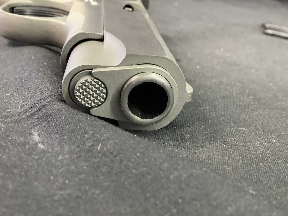 Colt MK IV 380 1911 series 80 w/3 mags-img-20