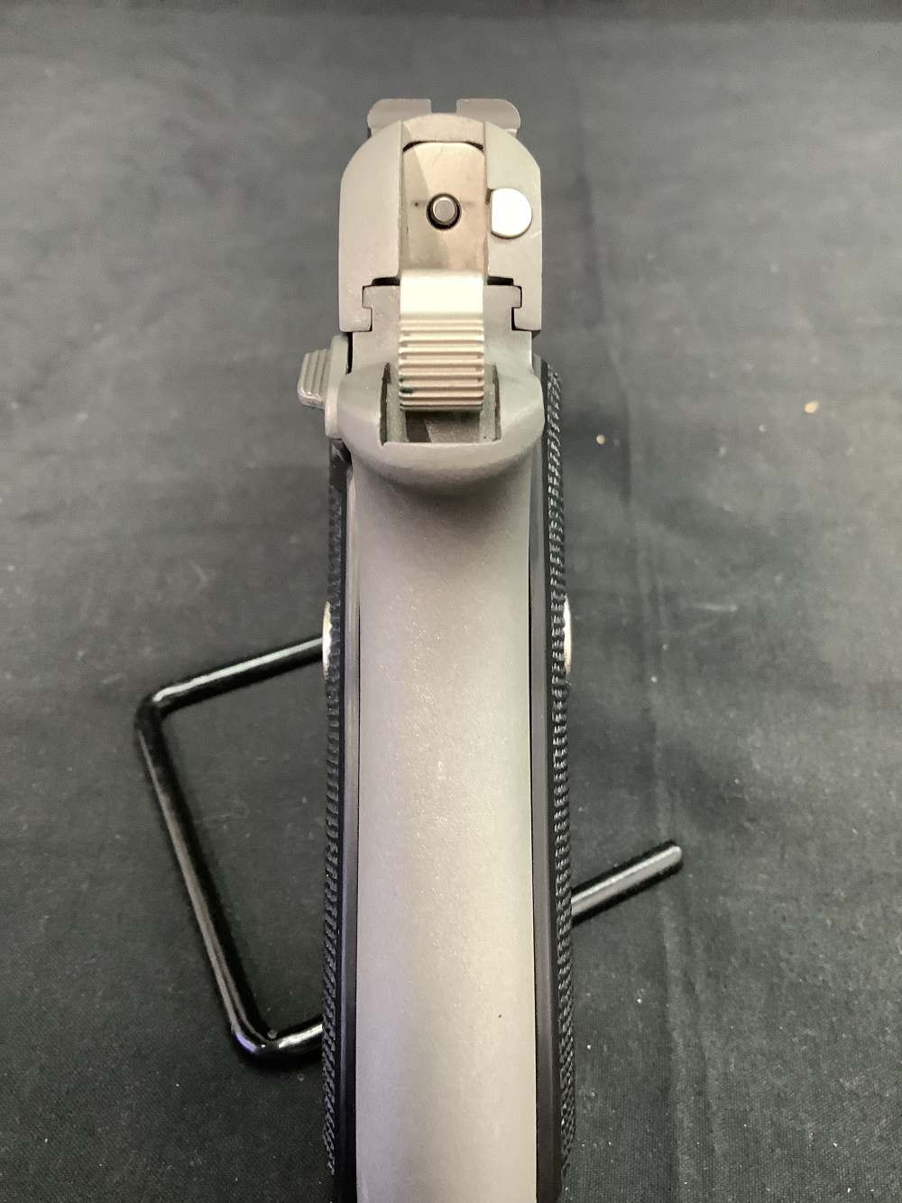 Colt MK IV 380 1911 series 80 w/3 mags-img-10