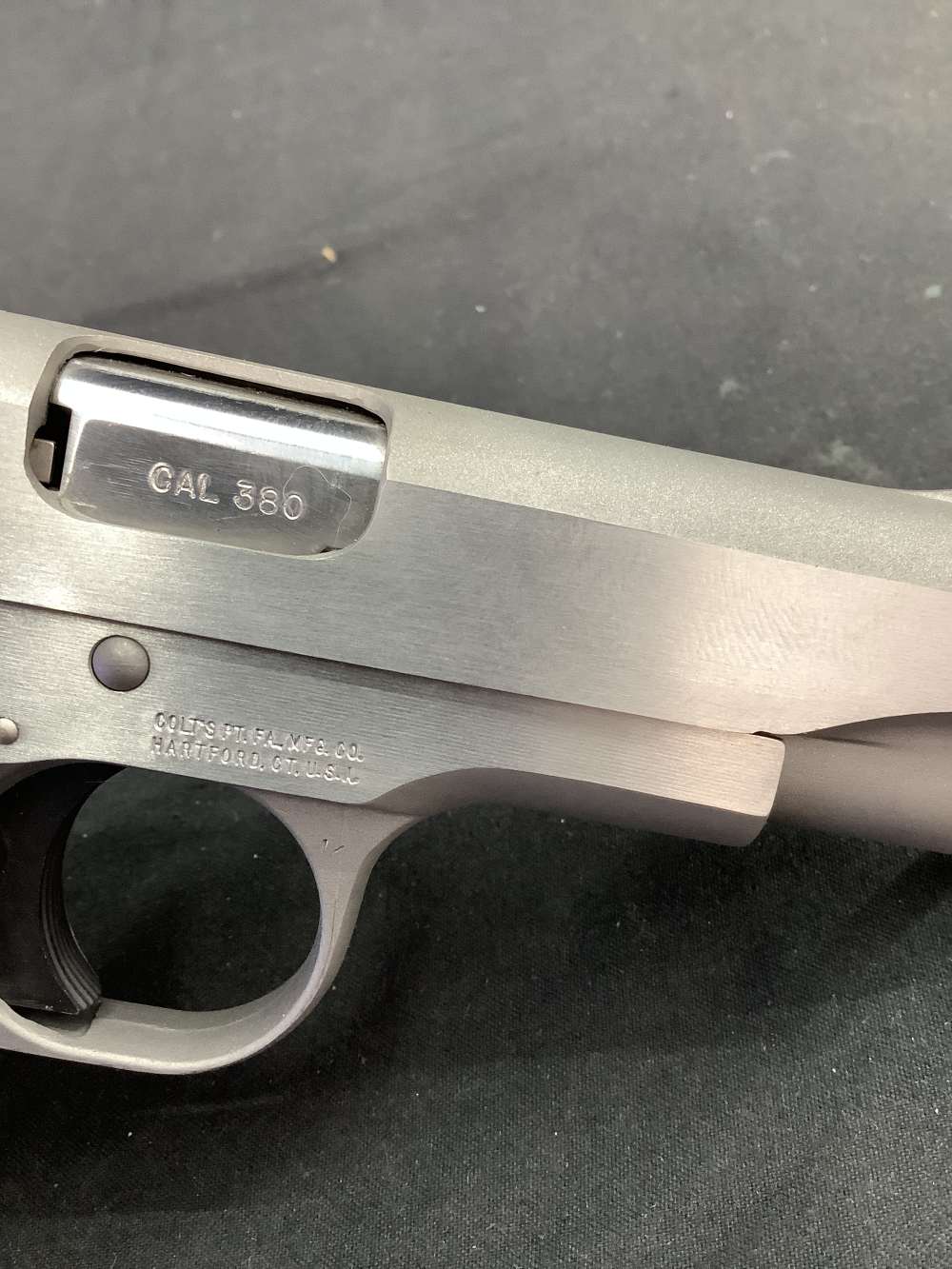 Colt MK IV 380 1911 series 80 w/3 mags-img-4