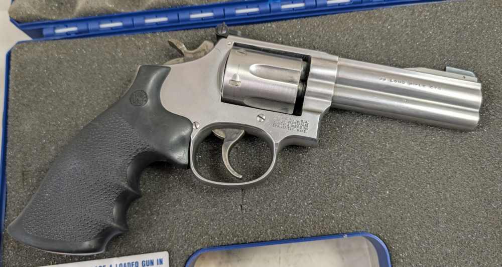 1995 Smith & Wesson 617-1 4" 22LR DA/SA 6-Shot Stainless 617 Pre Lock-img-0