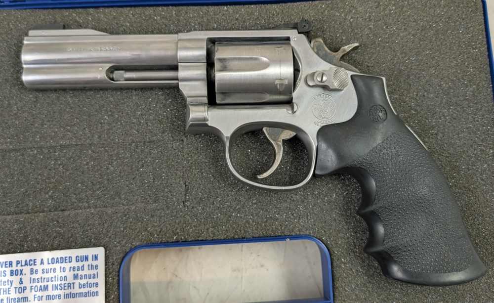 1995 Smith & Wesson 617-1 4" 22LR DA/SA 6-Shot Stainless 617 Pre Lock-img-1