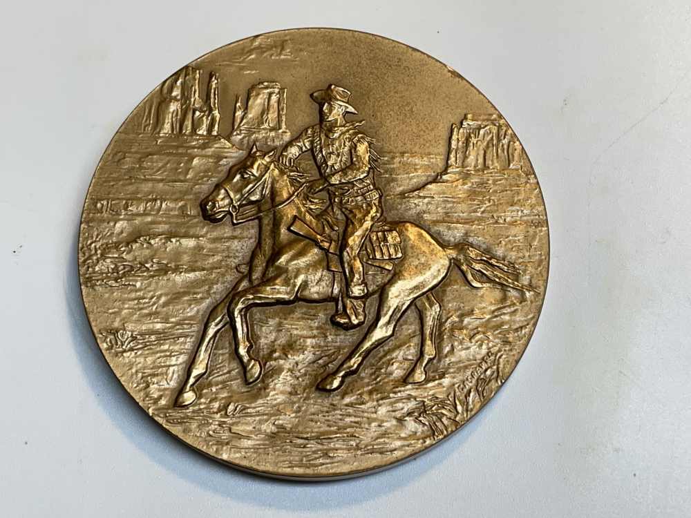 John Wayne brass collectible medallion-img-2