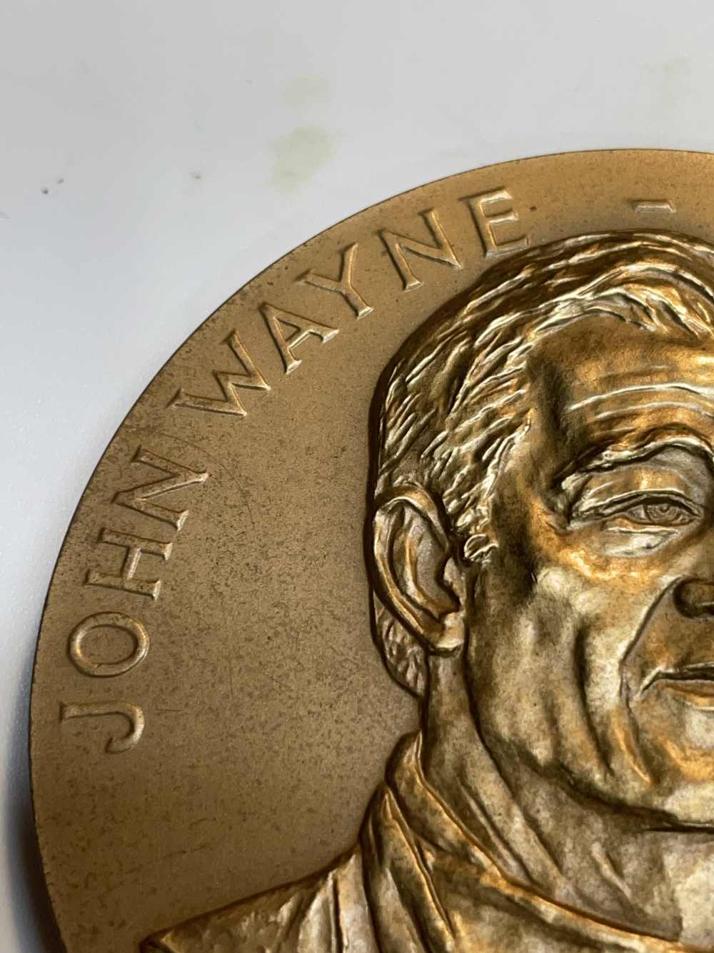 John Wayne brass collectible medallion-img-4