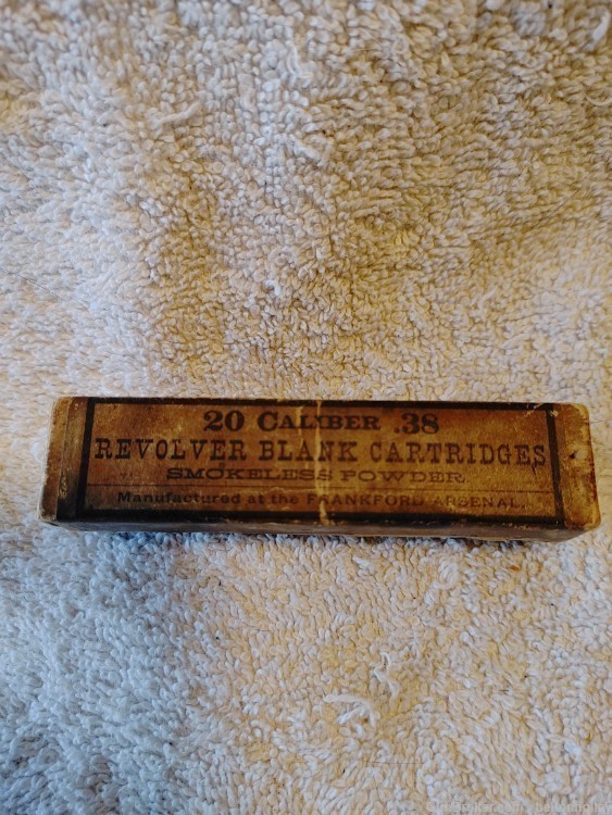 Vintage .38 Blank Cartridges Box with 5 blank rounds by Frankford Arsenal-img-1