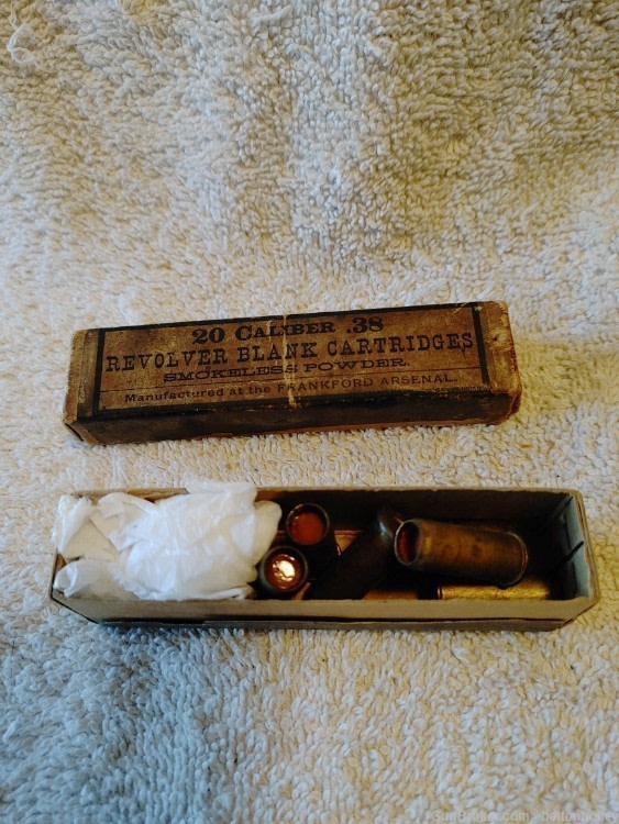 Vintage .38 Blank Cartridges Box with 5 blank rounds by Frankford Arsenal-img-0