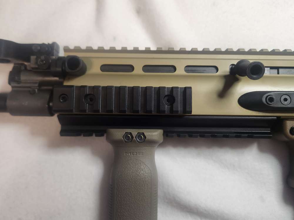 FN SCAR 17S FDE NRCH Excellent condition UPGRADES-img-9