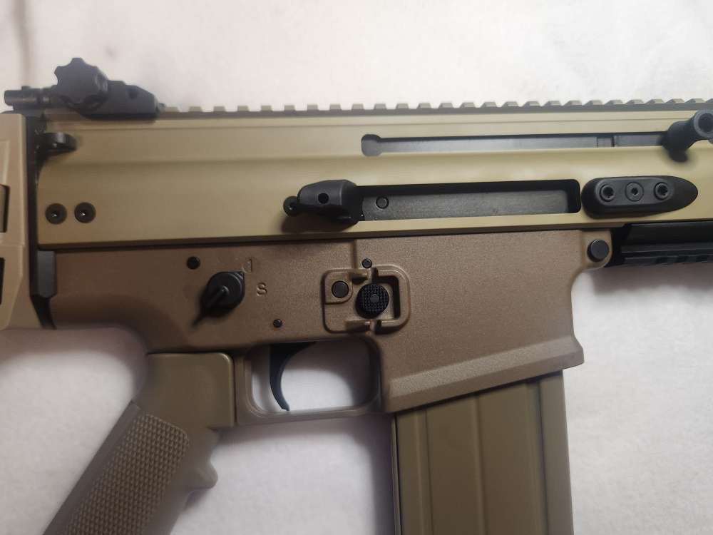 FN SCAR 17S FDE NRCH Excellent condition UPGRADES-img-2