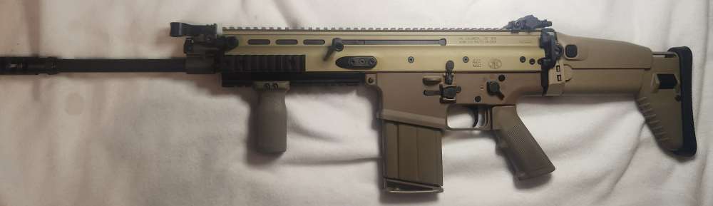 FN SCAR 17S FDE NRCH Excellent condition UPGRADES-img-5