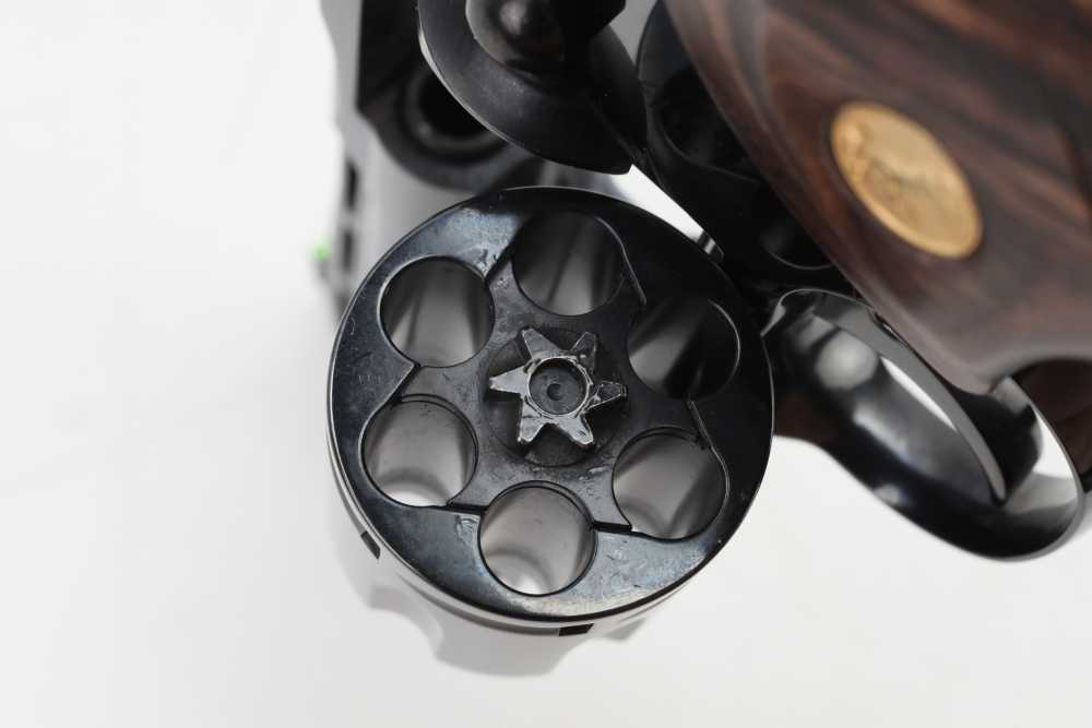 Colt Python .357 Mag 4.25" 2024 SAFE QUEEN w/FOB & NO RESERVE! -img-44