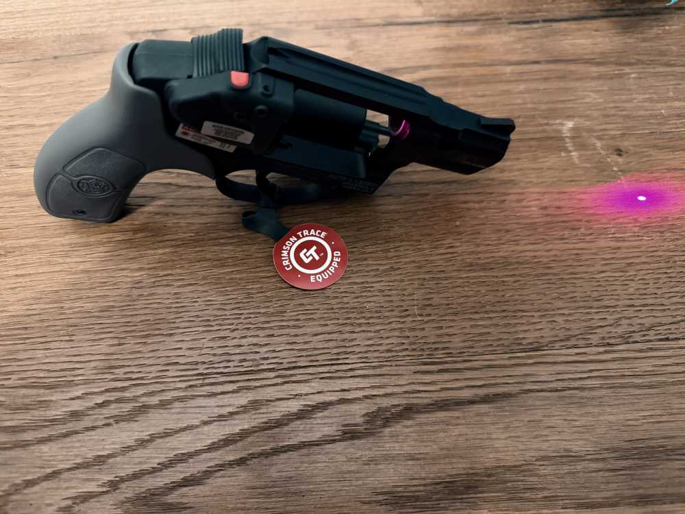 S&W Bodyguard 38SP Revolver-img-3