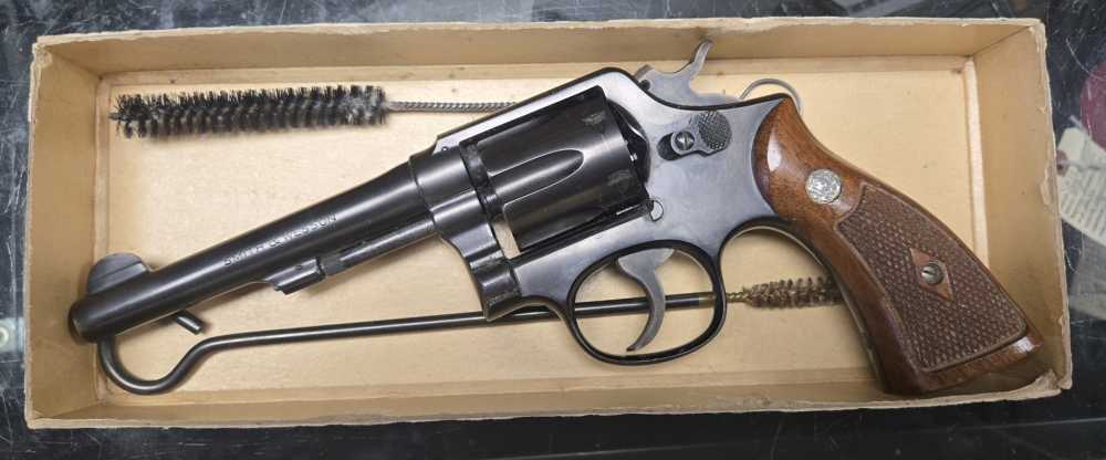 Pre Model 10 S&W 38 Military & Police Revolver With oem Gold and Blue box-img-1