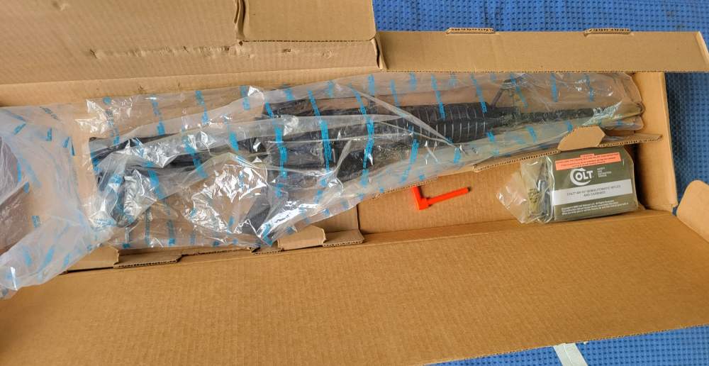 LE 6920 NOS/NIB Colt's Law Enforcement Carbine AR-15 AR15-img-2