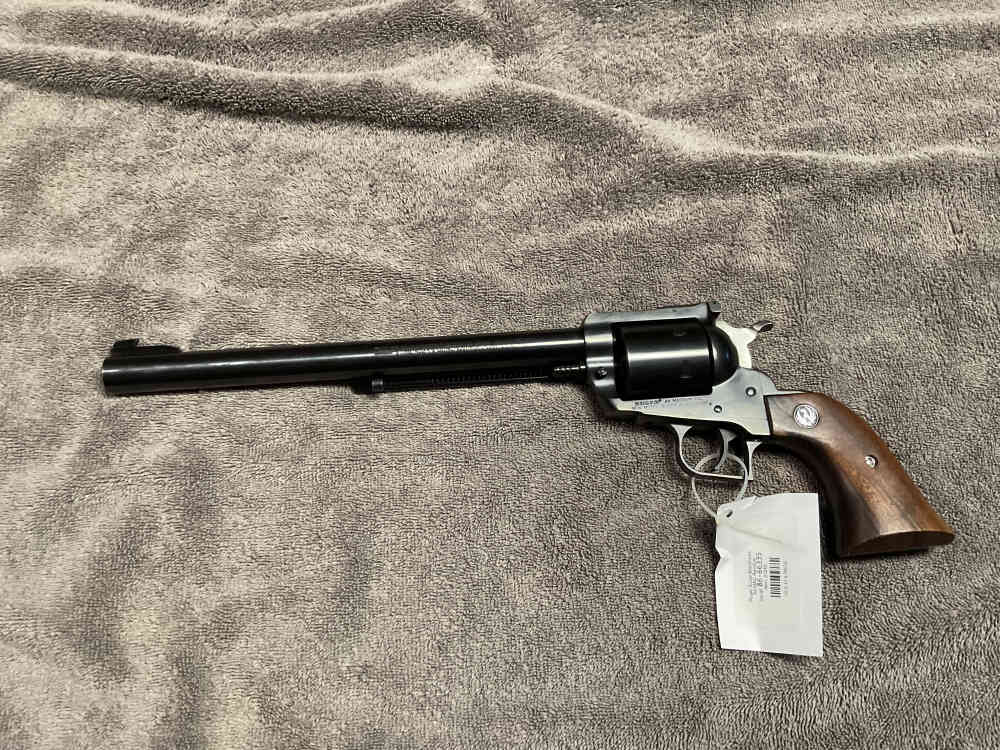 New Model Super Blackhawk .44 mag W/ 10.5 inch barrel-img-9