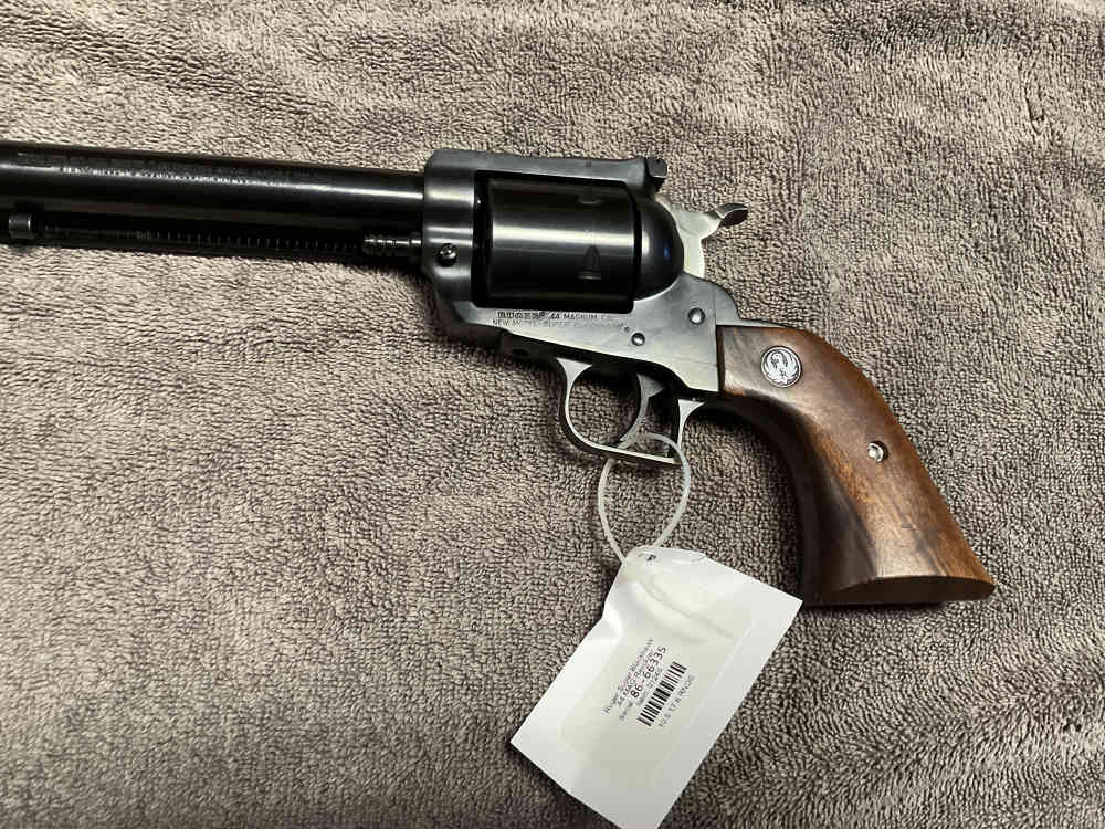 New Model Super Blackhawk .44 mag W/ 10.5 inch barrel-img-5