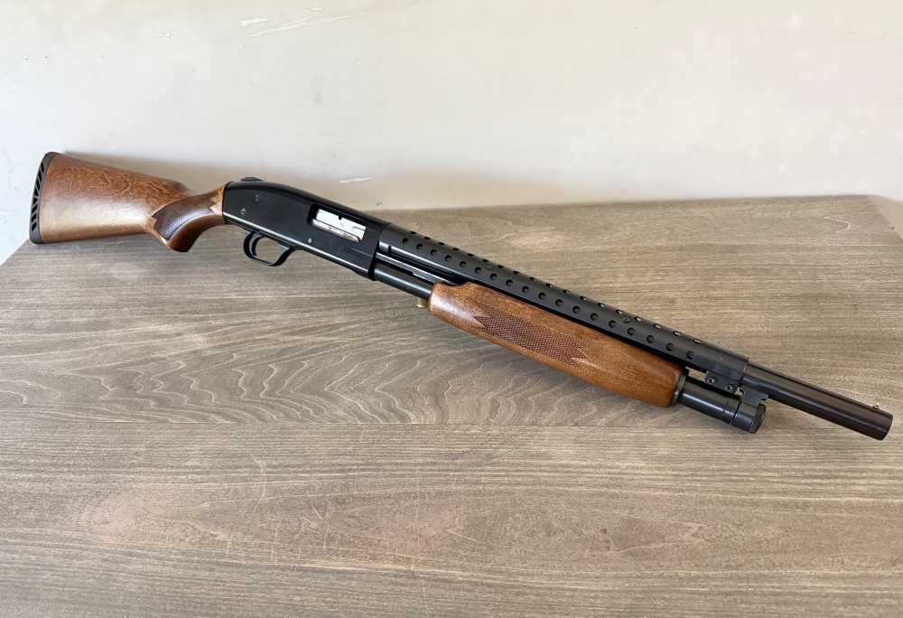 MOSSBERG 500 500A 18.5” HEAT SHIELD BARREL CHECKERED WOOD FURNITURE 12 GA-img-0
