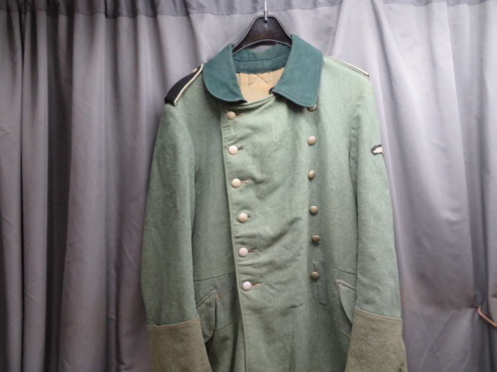 WWII GERMAN M36 GREATCOAT W/ WAFFEN SS SHOULDER BOARDS & SLEEVE EAGLE-img-1