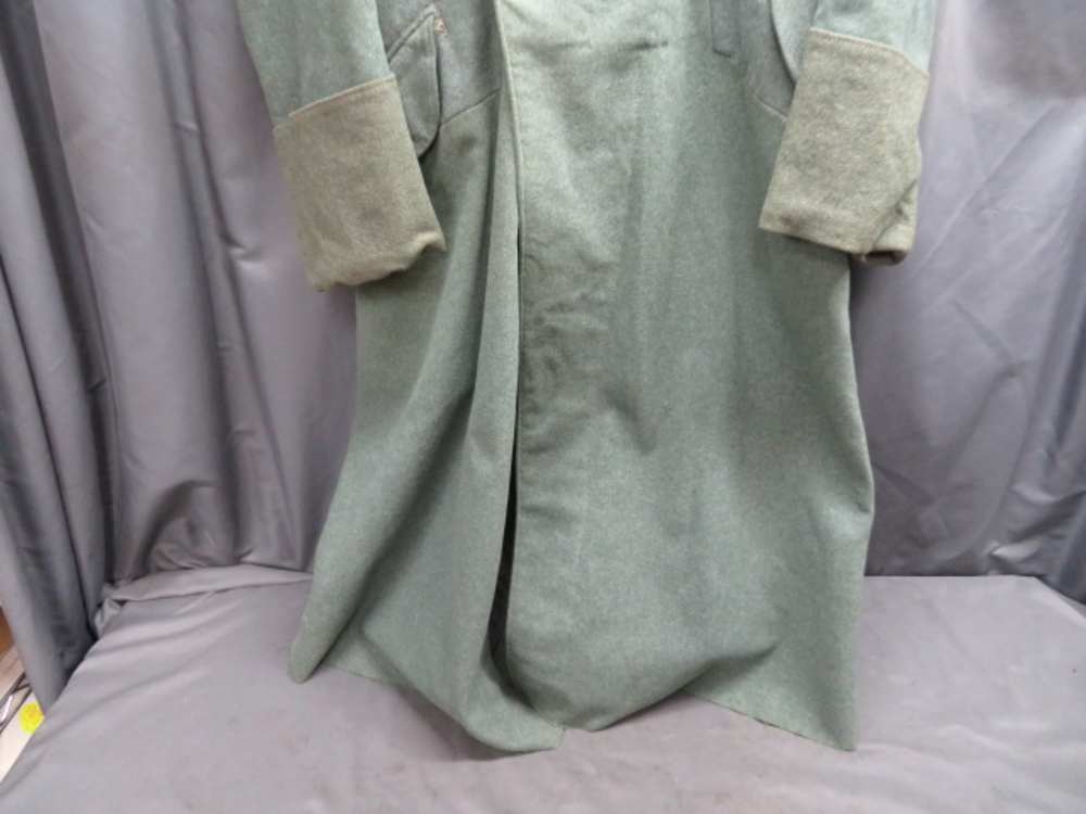 WWII GERMAN M36 GREATCOAT W/ WAFFEN SS SHOULDER BOARDS & SLEEVE EAGLE-img-2